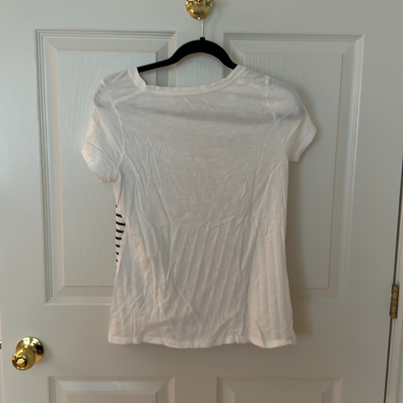 Flower tshirt - Picture 2 of 2